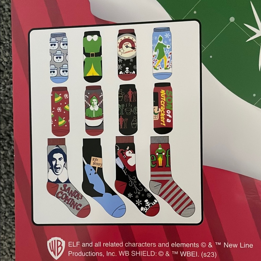 ELF Holiday Casual Socks NWT